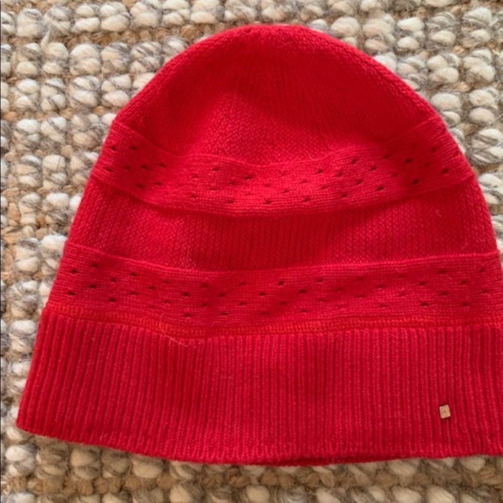 UR Powered knit beanie